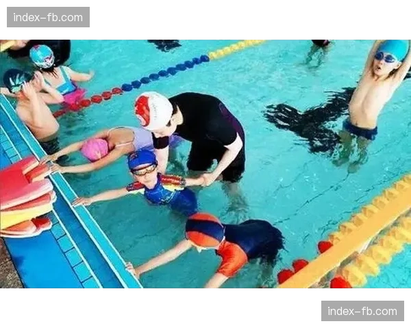 “跟世界冠军学游泳”线上公益课开讲，百万网友观看